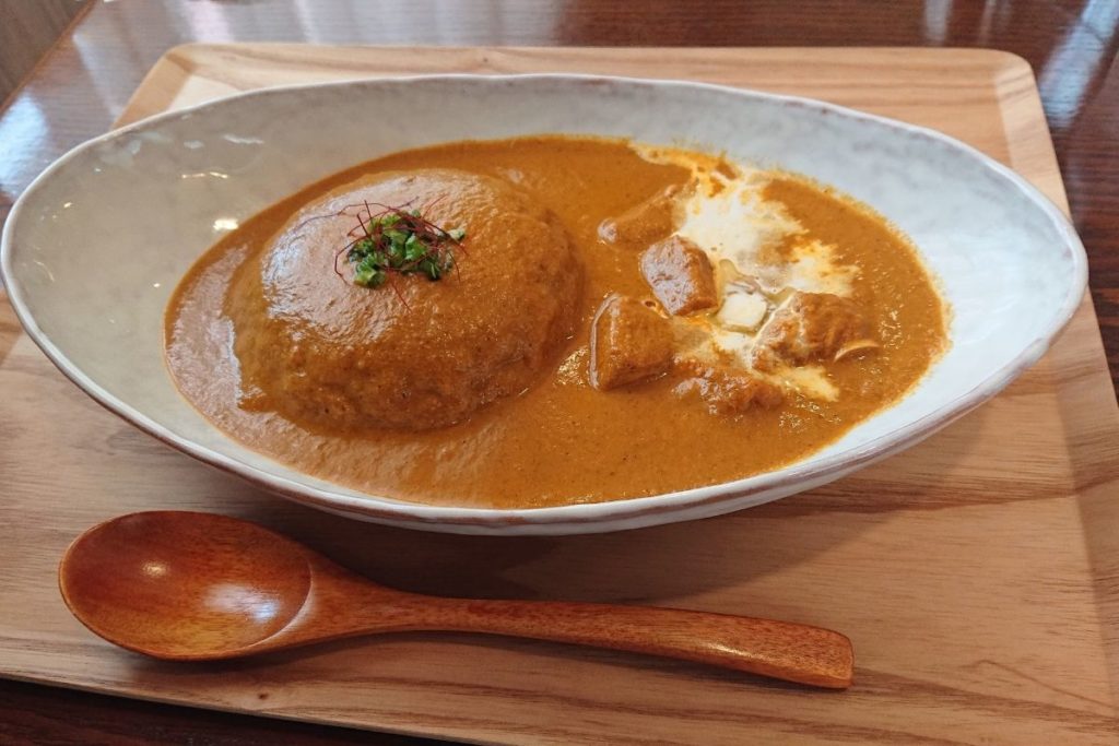 かくれ椿 特製バターチキンカレー(1,078円)