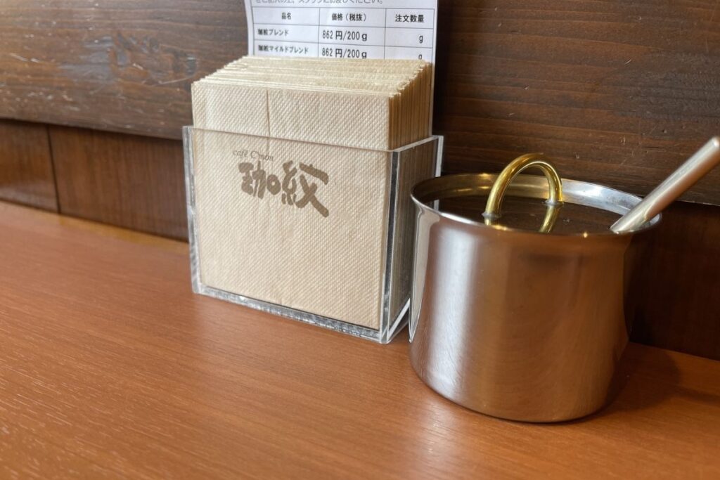 カモン 店内2