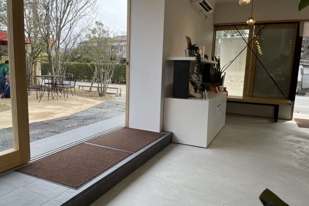萩ぷりん亭 店内3