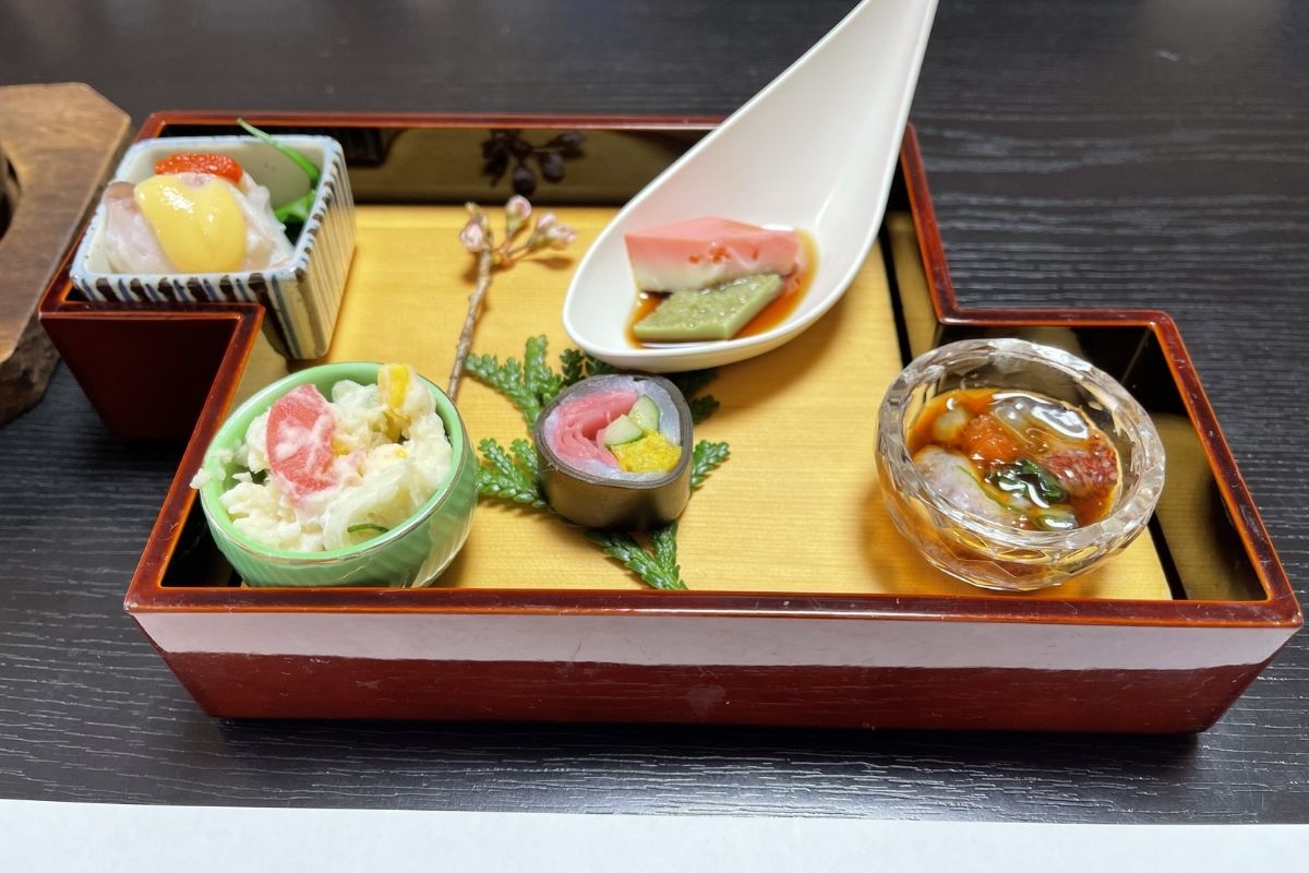 割烹 千代 5種盛り