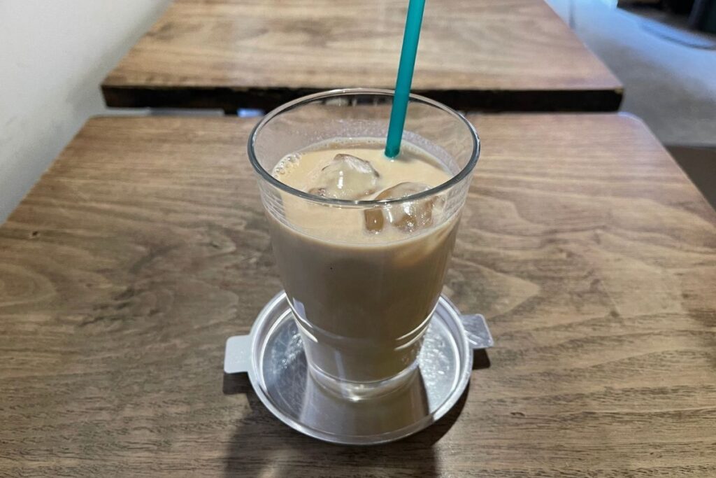 ジャンティーク バニラカフェラテ(アイス)(500円)