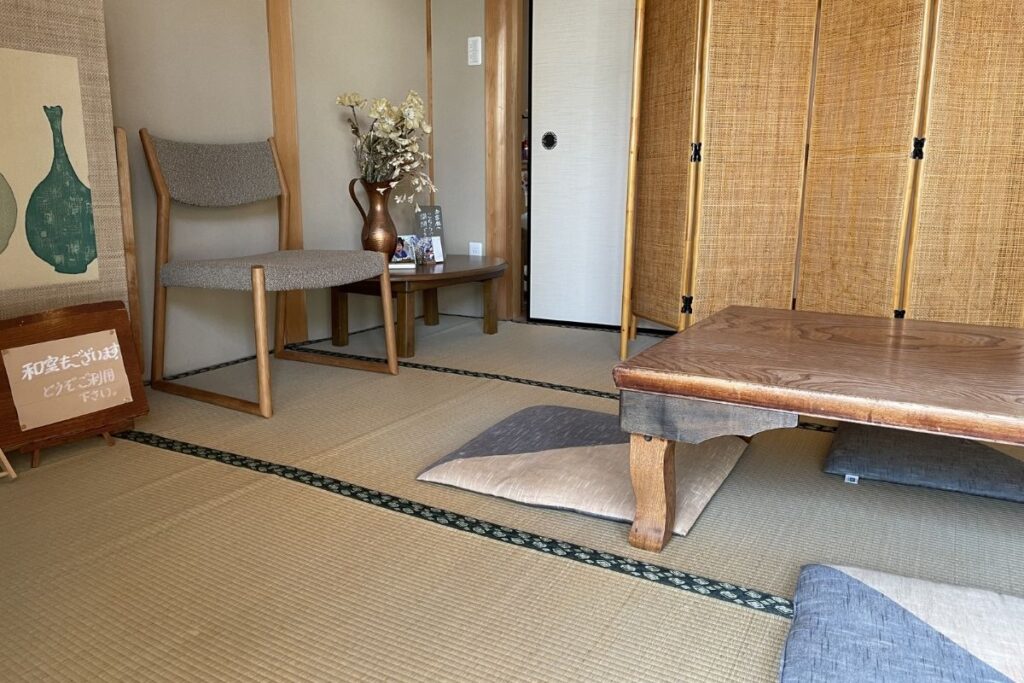 さくら木 店内1