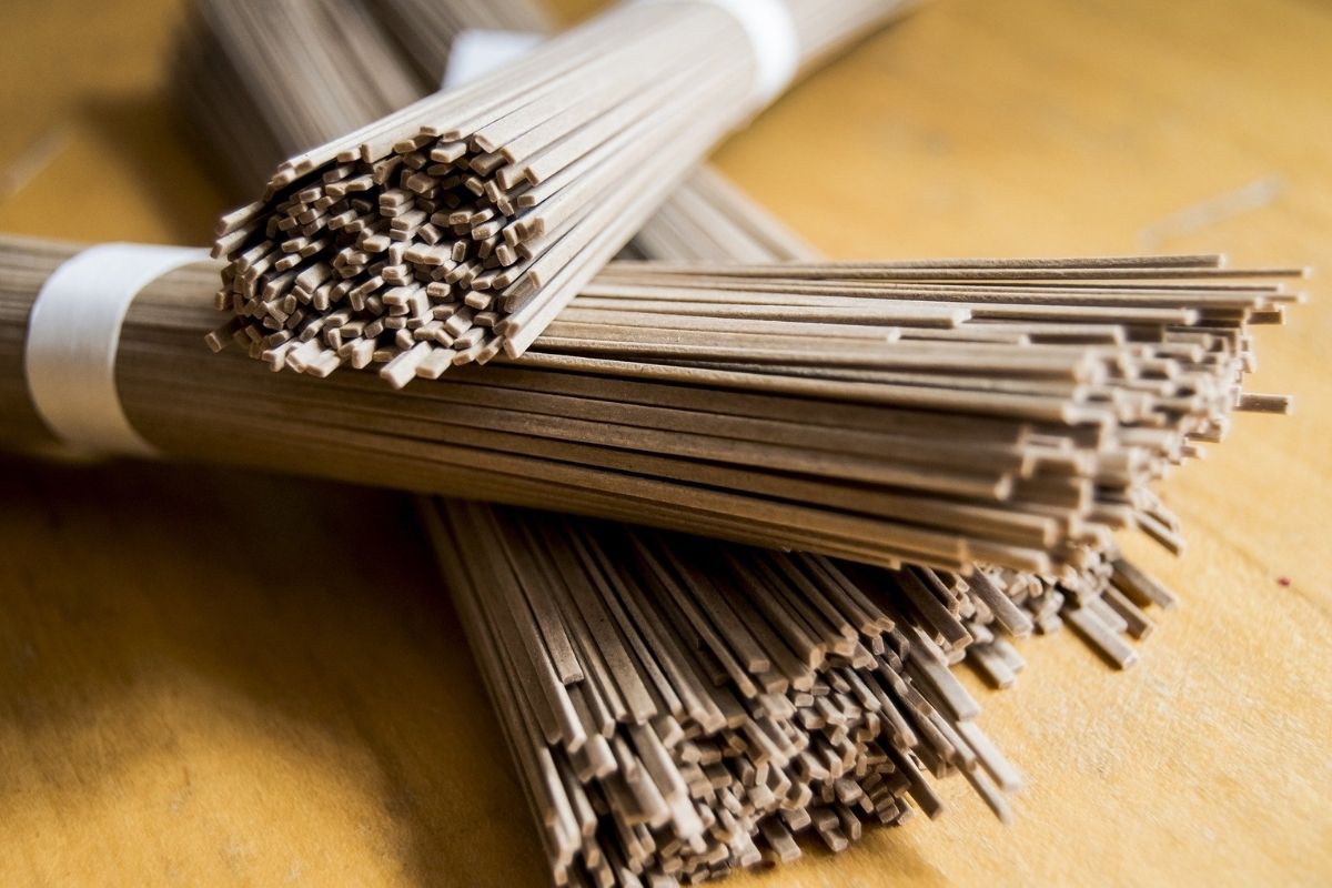 ふじたや 駐車場1