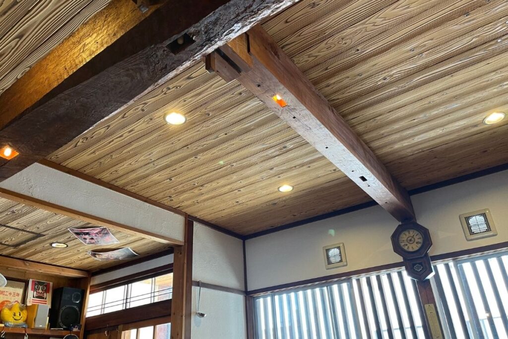 はた満 店内2