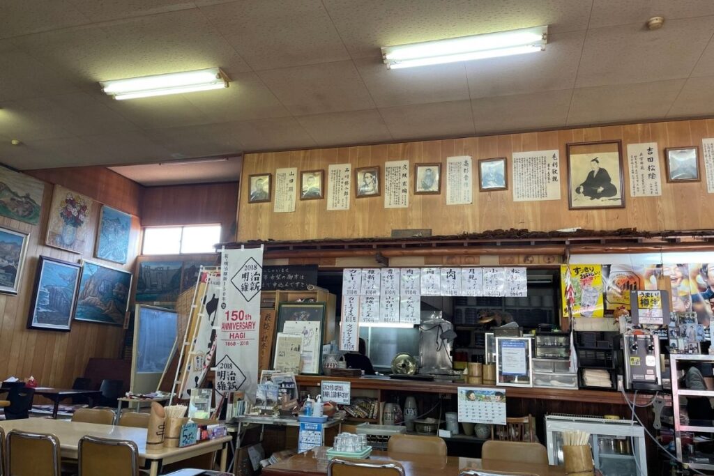 松陰食堂 店内3
