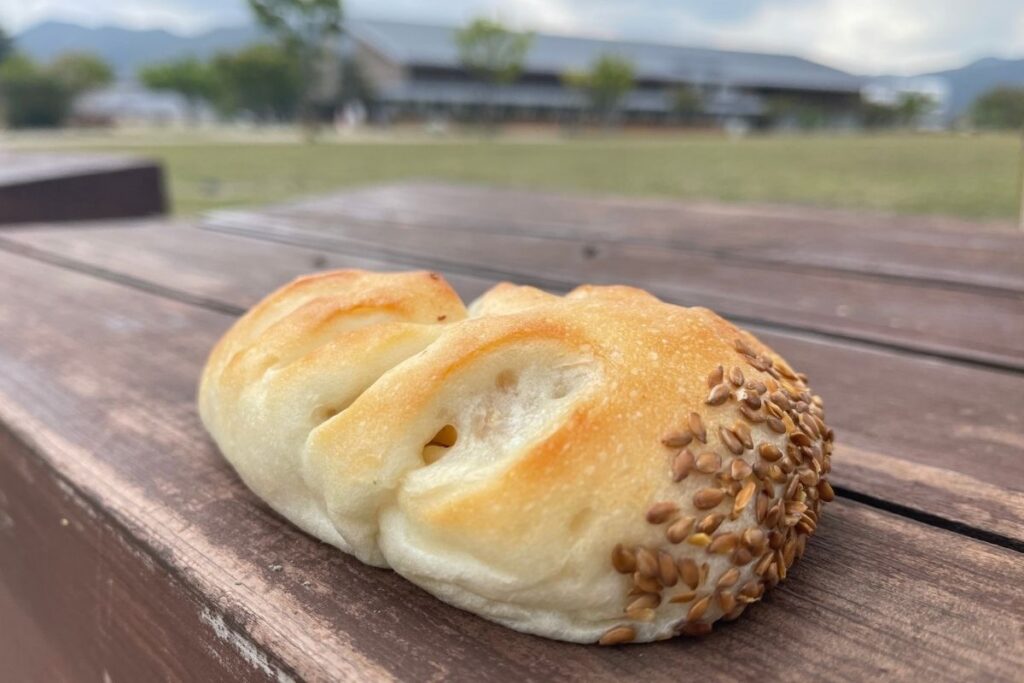 住吉丸 たけのこパン2(215円)