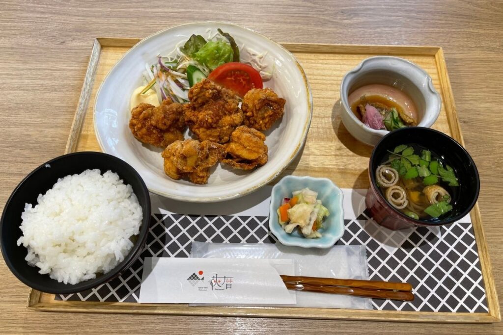 萩暦 長州鶏のから揚げ(980円)