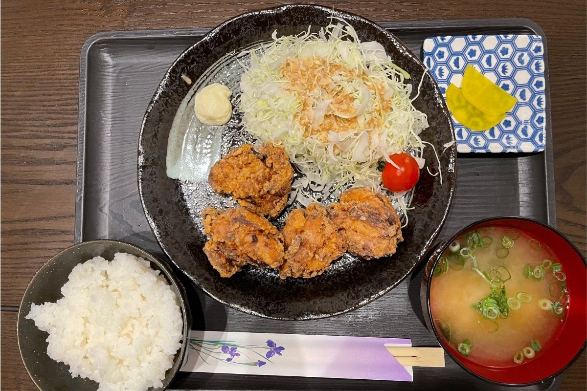 ただいま からあげ定食(750円)
