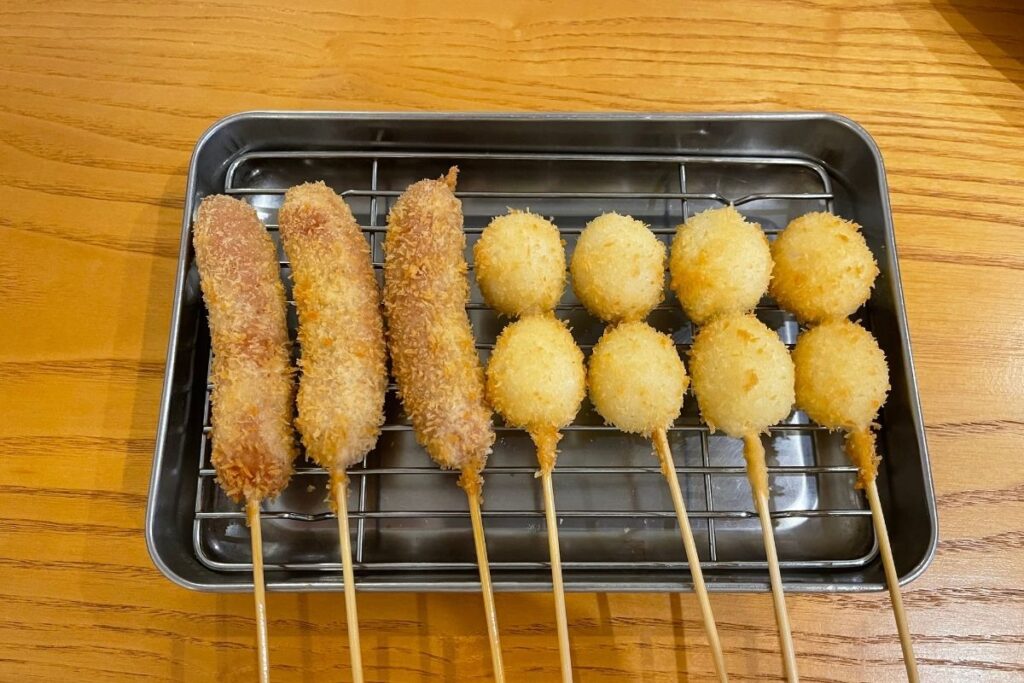 ソラナ ウインナー(132円)、うずら卵(132円)