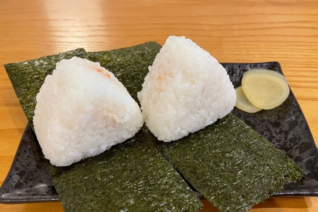 ソラナ 鮭おにぎりさけ2個(¥385)