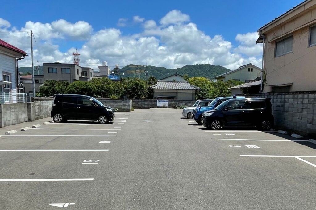 ソラナ 駐車場2