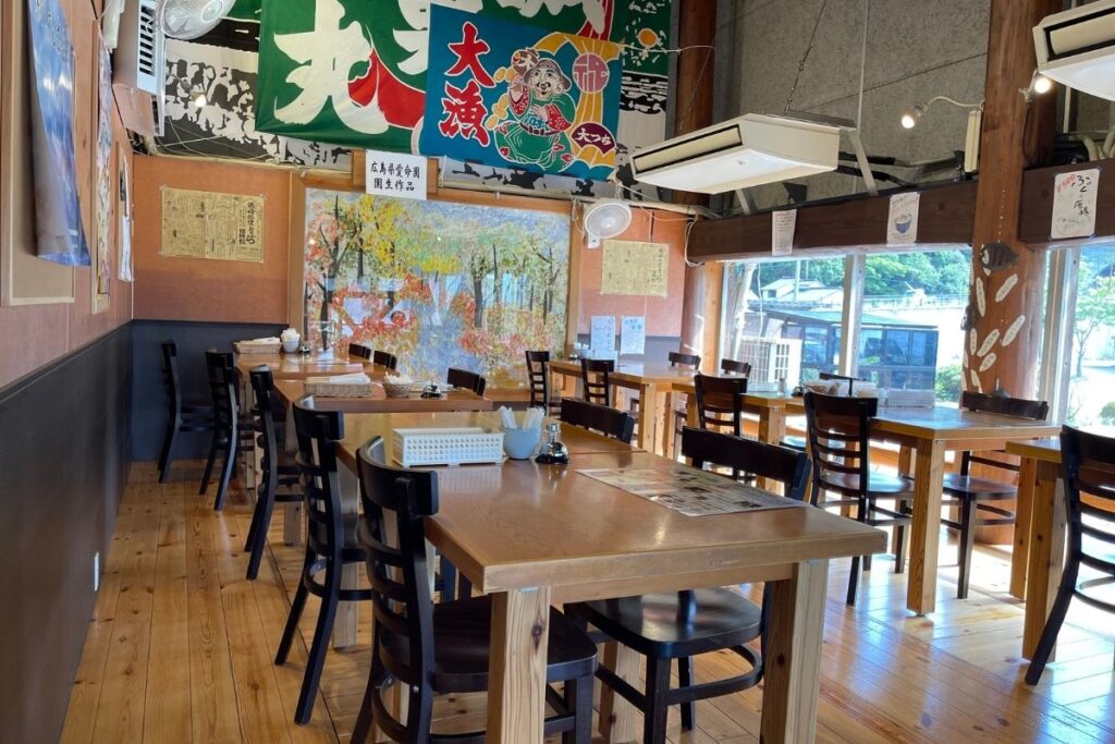 がんがん 店内1