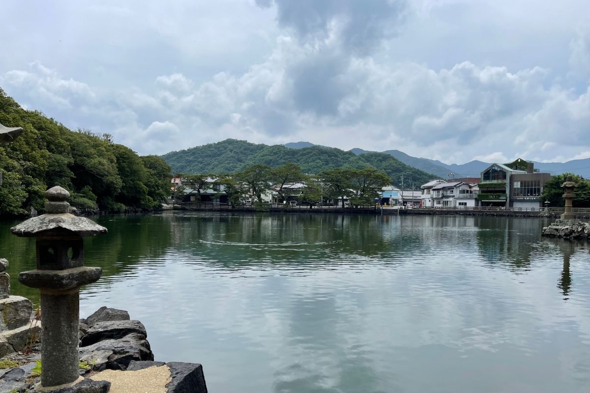 明神池1