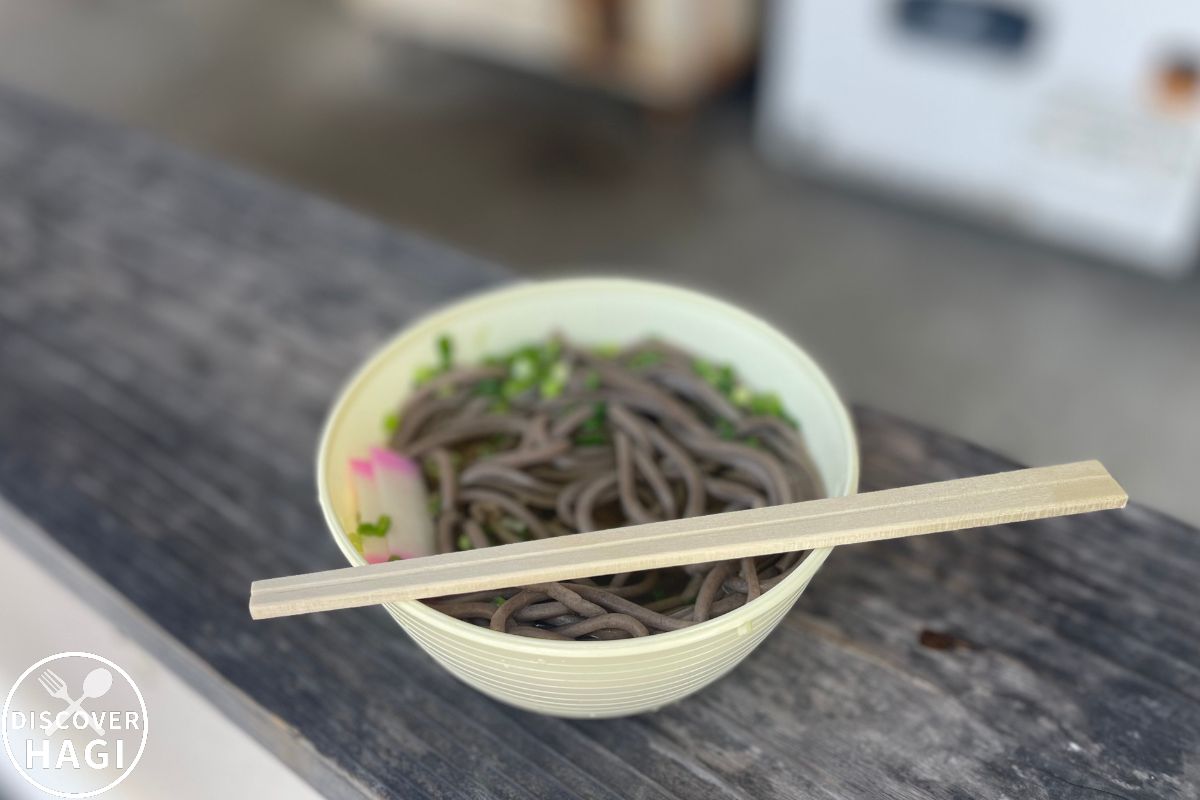 自販機コーナー オアシス 肉そば(400円)