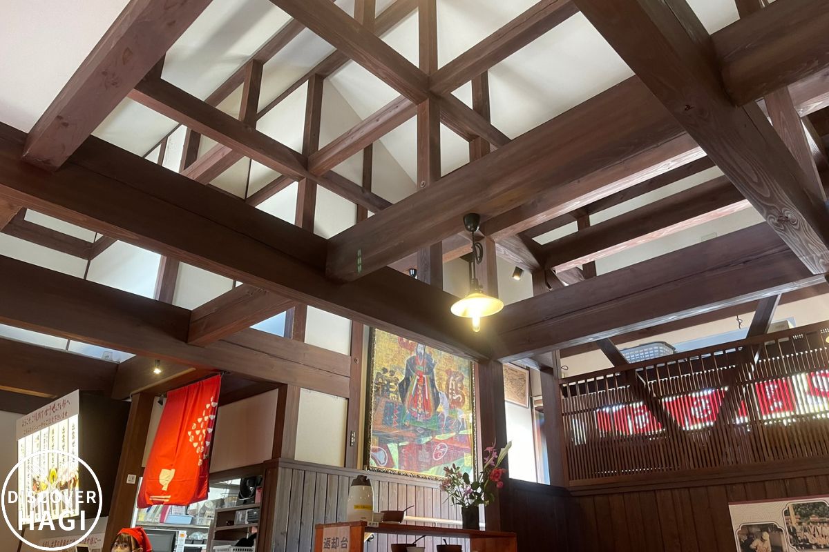 坂根屋 ぜんざい餅店 店内1