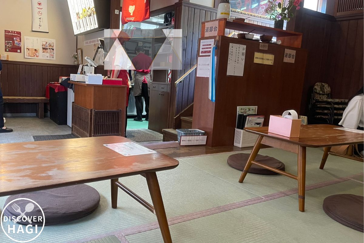 坂根屋 ぜんざい餅店 店内2
