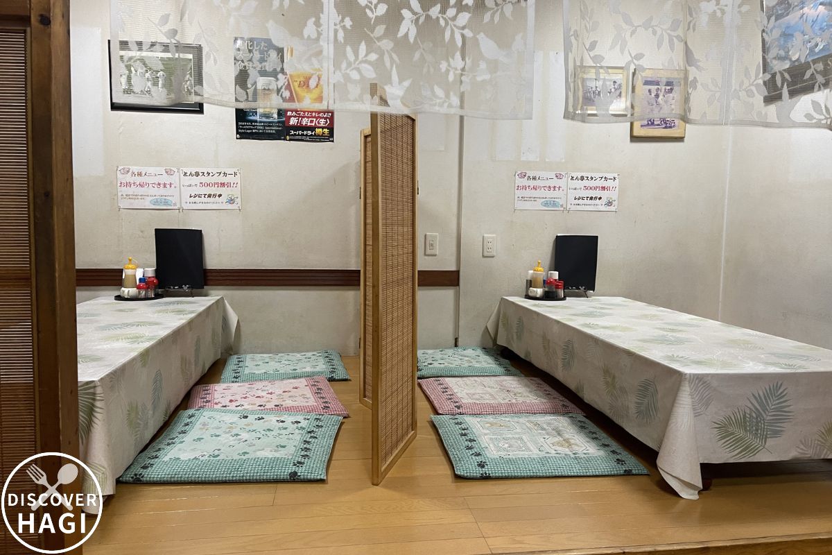 とん亭 店内1